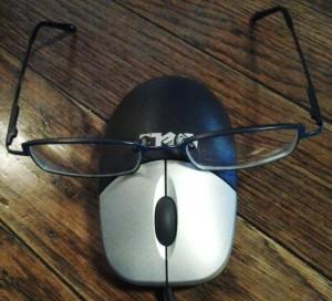 Mouse-glasses-300x272.jpg