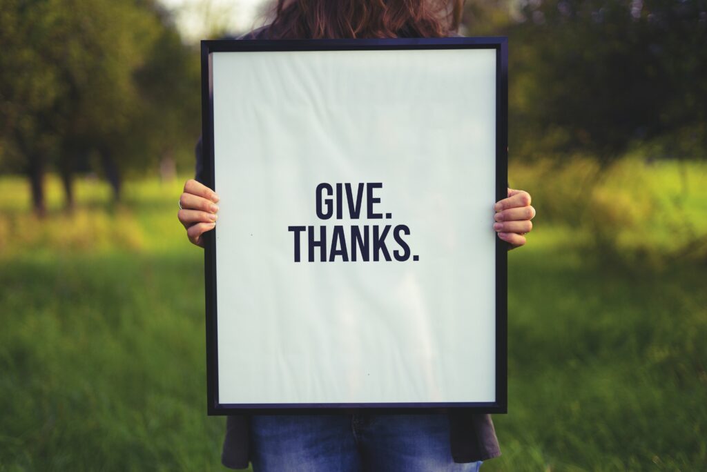 Give Thanks sign